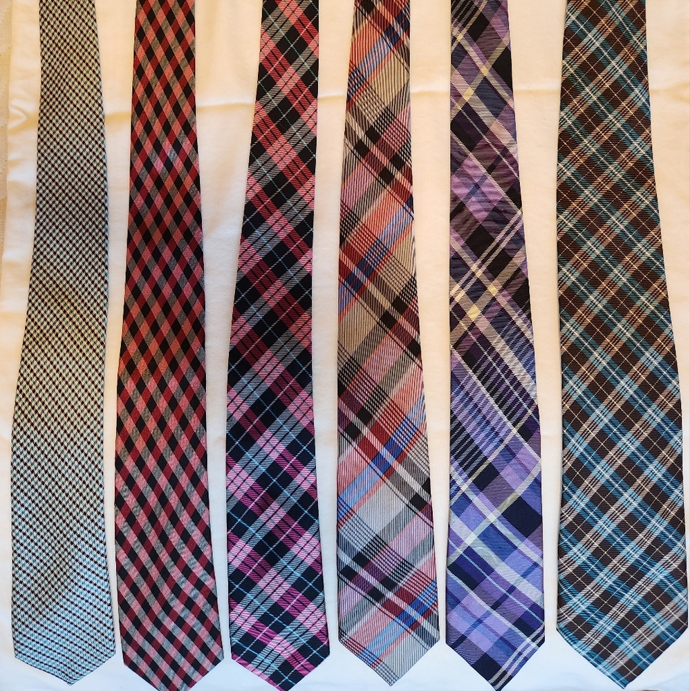 Assorted ties - Picture 14 of 16